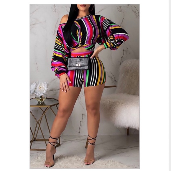 Style Street Boutique Pants - Multicolored Short Set